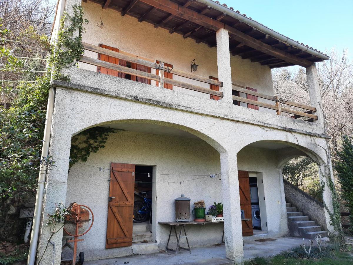 Maison De Famille Dans Les Cevennes Villa Mandagout Exteriör bild
